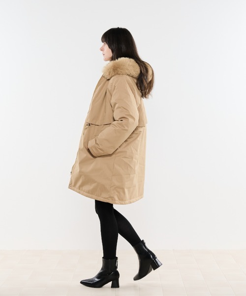 Shelly island（シェリーアイランド）の「2ｗayダウンコート（ダウンジャケット/コート・レディース・ベージュ/ブラック・FREE）」の12枚目の写真