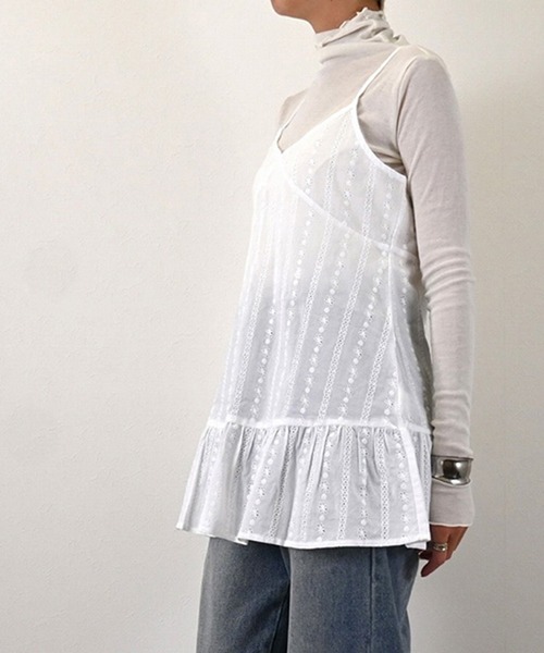 STYLEBLOCK（スタイルブロック）の「綿レースギャザーキャミチュニック（シャツ/ブラウス・レディース・アイボリー/ブラック/ホワイト・M）」の6枚目の写真