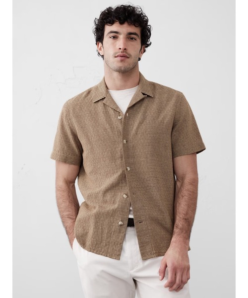 BANANA REPUBLIC FACTORY STORE(バナナリパブリック ファクトリーストア)の「BANANA REPUBLIC FACTORY STORE テクスチャードリゾートシャツ(シャツ/ブラウス・メンズ・グリーン/ブラウン/ライトブルー/ピンク・M/S/XL/L)」の2枚目の写真