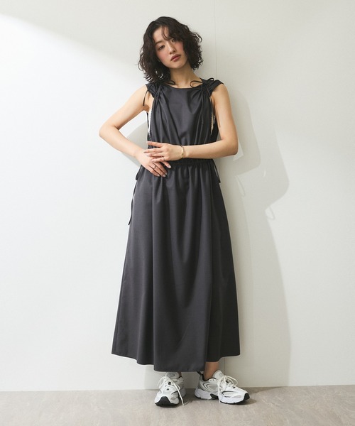 ADAM ET ROPE'(アダムエロペ)の「【ZOZO限定・多サイズ】ドロストリボンワンピース≪Made by ZOZO≫(ワンピース・レディース・ベージュ系その他/ブラック/チャコールグレー・36/34/38)」の7枚目の写真