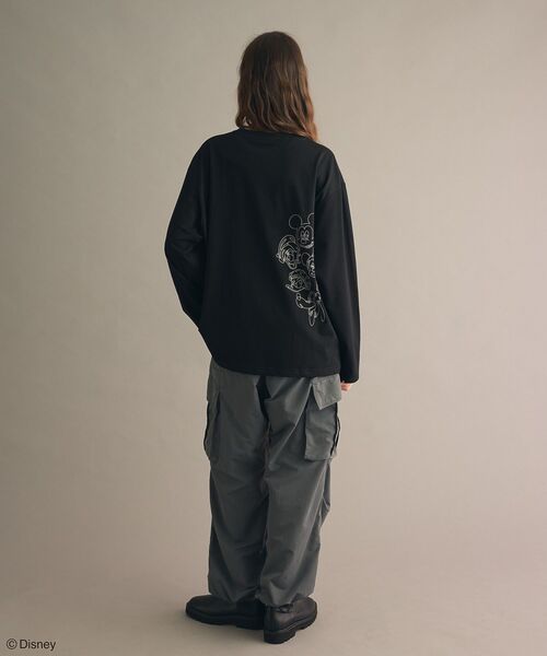 Disney(ディズニー)の「Disney/ディズニー バックサイドプリントTシャツ【ユニセックス】(Tシャツ/カットソー・レディース・ホワイト/ブラック・L/M)」の19枚目の写真
