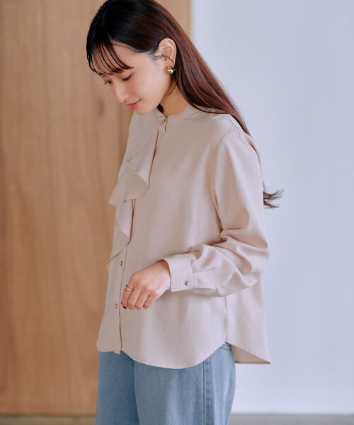 COHINA(コヒナ)の「ラインラッフルブラウス 【低身長・小柄女性】(シャツ/ブラウス・レディース・ネイビー/ベージュ/ホワイト・ONE SIZE)」の17枚目の写真