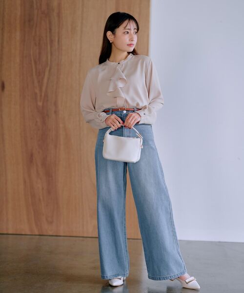 COHINA(コヒナ)の「ラインラッフルブラウス 【低身長・小柄女性】(シャツ/ブラウス・レディース・ネイビー/ベージュ/ホワイト・ONE SIZE)」の18枚目の写真