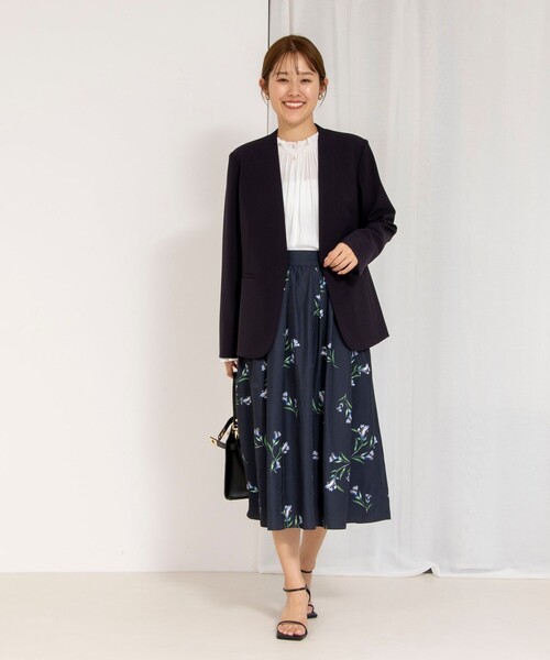 NOLLEY’S(ノーリーズ)の「ウォッシャブルフラワープリントスカート(スカート・レディース・ホワイト系その他4/ブルー系その他7・36/38)」の4枚目の写真