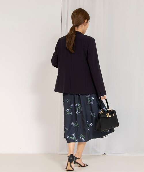 NOLLEY’S(ノーリーズ)の「ウォッシャブルフラワープリントスカート(スカート・レディース・ホワイト系その他4/ブルー系その他7・36/38)」の6枚目の写真