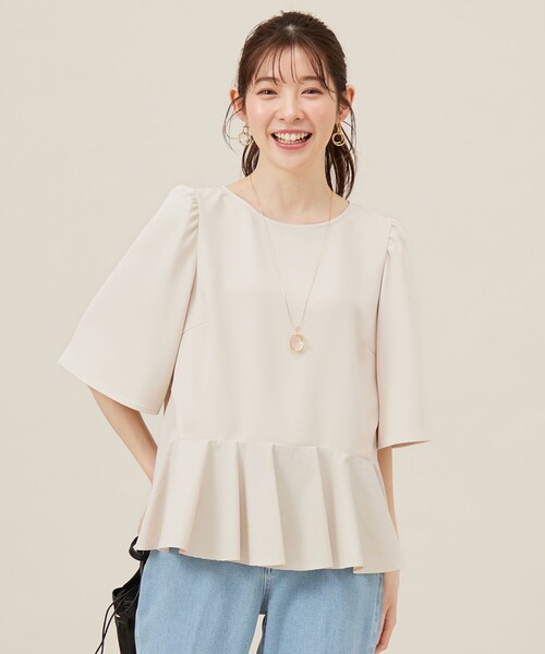ANY SIS(エニィスィス)の「コンフォートイージーペプラム ブラウス(シャツ/ブラウス・レディース・アイボリー系/オレンジ系/ブラック系/ライトイエロー系・0)」の1枚目の写真