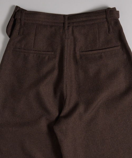 MUHET(ミュエータ)の「belted wide slacks pants / ポケット付きスラックスパンツ(スラックス・レディース・ネイビー/ブラウン・MEDIUM/SMALL)」の21枚目の写真