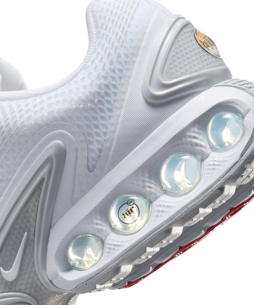 NIKE(ナイキ)の「NIKE WMNS AIR MAX DN FJ3145-102(スニーカー・レディース・ホワイト・25cm/23.5cm/24cm/24.5cm/23cm)」の8枚目の写真