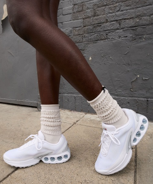 NIKE(ナイキ)の「NIKE WMNS AIR MAX DN FJ3145-102(スニーカー・レディース・ホワイト・25cm/23.5cm/24cm/24.5cm/23cm)」の9枚目の写真