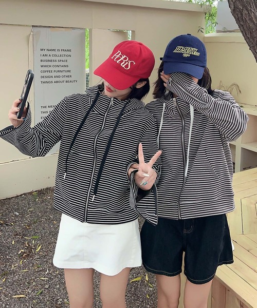 aimoha(アイモハ)の「ボーダー柄ジップアップ(パーカー・レディース・チョコ/ブラック/ライトグレー/ホワイト/ダークグレー・FREE)」の10枚目の写真