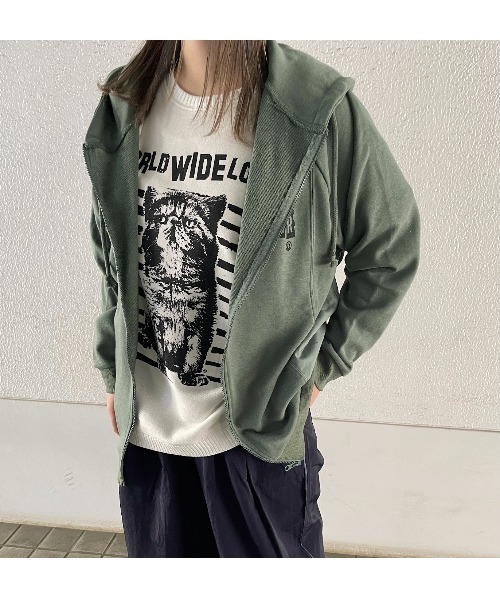 WORLD WIDE LOVE!(ワールドワイドラブ)の「布帛切り替えパーカー(パーカー・レディース・スミクロ/オートミール/カーキ・1)」の18枚目の写真