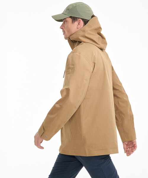 AIGLE(エーグル)の「MTD防水 透湿 フーデッドミドル丈ジャケット /マウンテンパーカー(マウンテンパーカー・メンズ・ブラック/キャメル・L/S/M/XL)」の1枚目の写真