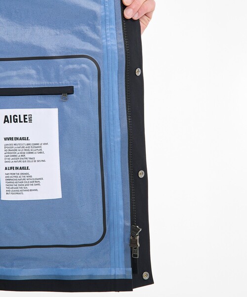 AIGLE(エーグル)の「MTD防水 透湿 フーデッドミドル丈ジャケット /マウンテンパーカー(マウンテンパーカー・メンズ・ブラック/キャメル・L/S/M/XL)」の9枚目の写真
