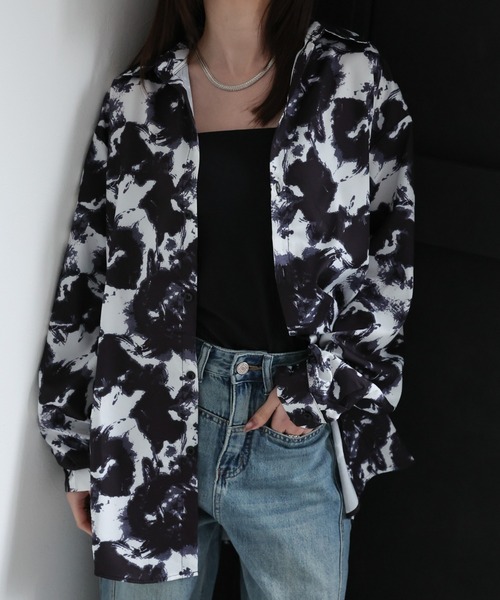 CREARE -LINO-（クレアーレリノ）の「〈ユニセックス商品〉転写プリント ルーズ総柄シャツ（シャツ/ブラウス・メンズ・ブラック・M/S）」の11枚目の写真
