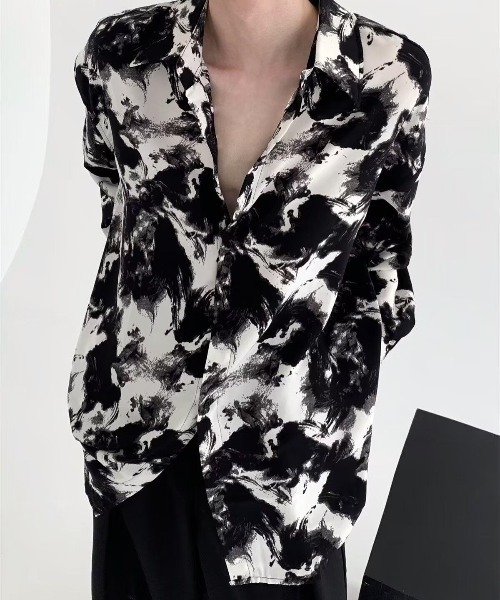 CREARE -LINO-（クレアーレリノ）の「〈ユニセックス商品〉転写プリント ルーズ総柄シャツ（シャツ/ブラウス・メンズ・ブラック・M/S）」の14枚目の写真
