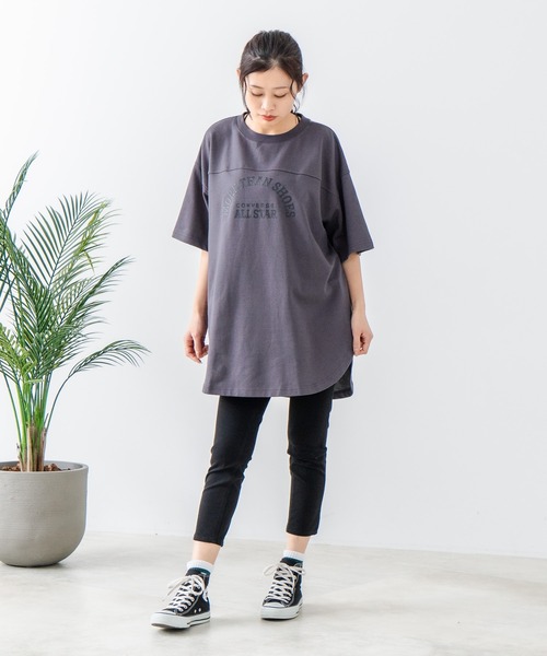 CONVERSE（コンバース）の「【CONVERSE/コンバース】フットボールチュニック（Tシャツ/カットソー・レディース・ブラック/ブラウン/オフホワイト/チャコールグレー・LARGE/MEDIUM）」の9枚目の写真