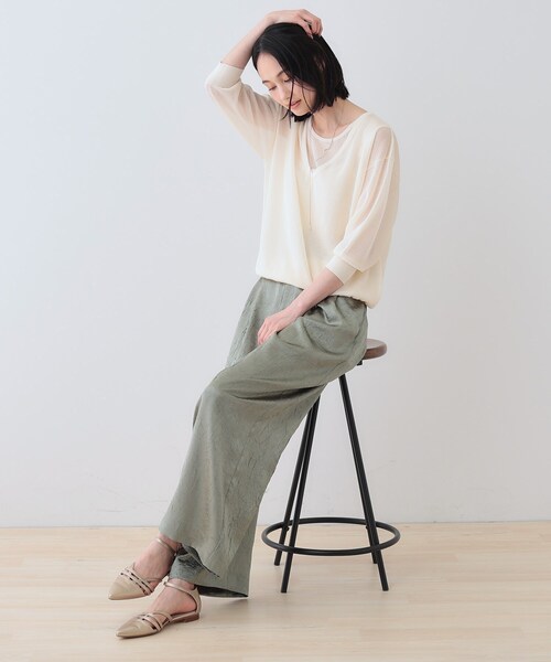 INDIVI（インディヴィ）の「【洗える／シアーラメ】レイヤード風ニット（ニット/セーター・レディース・オフホワイト/ブルーグリーン/ブラック/キャメル/ライトグレー・05/38/15 /13/19）」の8枚目の写真