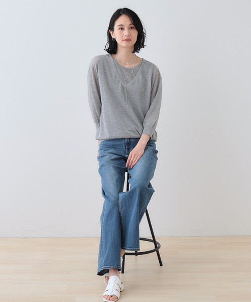 INDIVI（インディヴィ）の「【洗える／シアーラメ】レイヤード風ニット（ニット/セーター・レディース・オフホワイト/ブルーグリーン/ブラック/キャメル/ライトグレー・05/38/15 /13/19）」の12枚目の写真