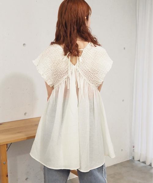 tiptop（ティップトップ）の「肩シャーリングミニワンピース（ワンピース・レディース・アイボリー/ブラック/グリーン・FREE）」の10枚目の写真