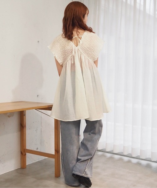 tiptop（ティップトップ）の「肩シャーリングミニワンピース（ワンピース・レディース・アイボリー/ブラック/グリーン・FREE）」の12枚目の写真