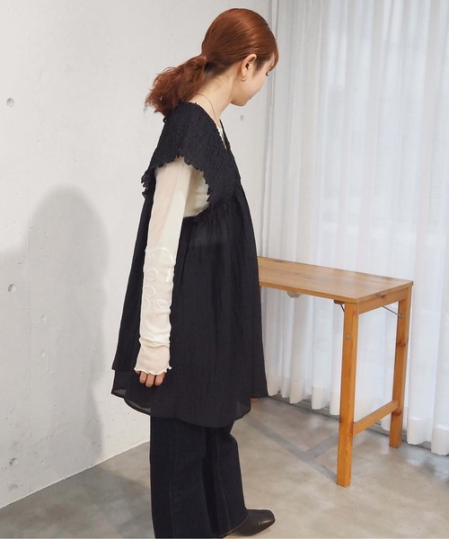 tiptop（ティップトップ）の「肩シャーリングミニワンピース（ワンピース・レディース・アイボリー/ブラック/グリーン・FREE）」の20枚目の写真