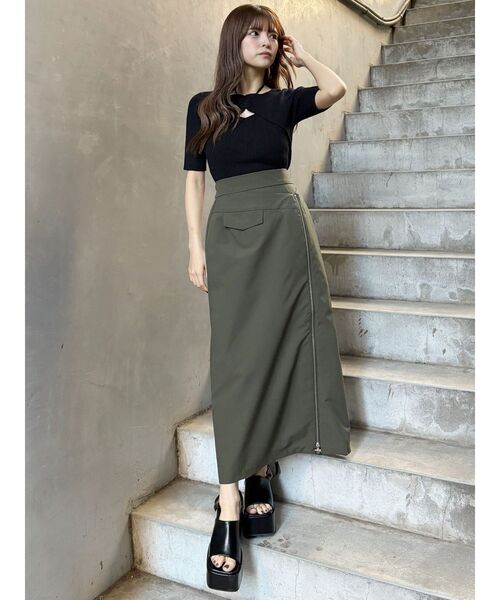 MURUA（ムルーア）の「ダブルウエストZIPスカート（スカート・レディース・アイボリー/カーキ/ブラック・2/1）」の15枚目の写真