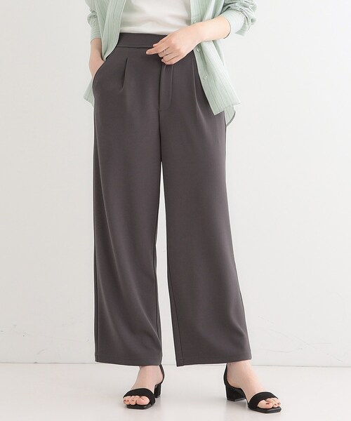 SHOO・LA・RUE（シューラルー）の「【洗える/しわになりにくい】脚のラインを拾いにくい スマートイージー ワイドパンツ（その他パンツ・レディース・チャコールグレー/ブラック/ベージュ・01/02/03/04）」の12枚目の写真