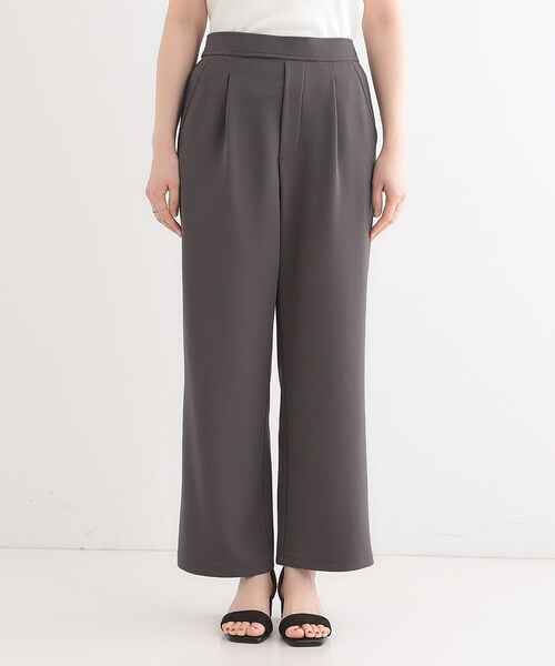 SHOO・LA・RUE（シューラルー）の「【洗える/しわになりにくい】脚のラインを拾いにくい スマートイージー ワイドパンツ（その他パンツ・レディース・チャコールグレー/ブラック/ベージュ・01/02/03/04）」の16枚目の写真