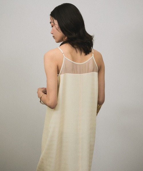 SALON adam et rope'（サロン アダム エ ロペ）の「グリースウェーブキャミワンピース（ワンピース・レディース・ブラック/キナリ・FREE）」の12枚目の写真