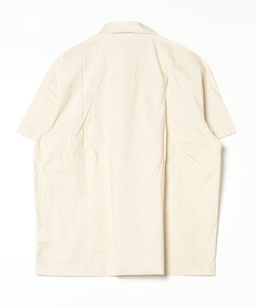 NIKE(ナイキ)の「NIKE/ナイキ クラブ BTN S/S トップ OS(シャツ/ブラウス・メンズ・アイボリー/カーキ・M/L/S/XL)」の12枚目の写真