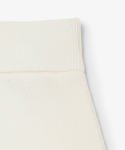 MICHAEL KORS(マイケルコース)の「ニット ポケット ミニスカート(スカート・レディース・アイボリー系・XS/S/M/L/XL)」の3枚目の写真