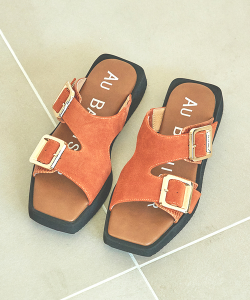 Au BANNISTER(オゥバニスター)の「ダブルペルト ボリュームソールサンダル(サンダル・レディース・ブラック/アイボリー/ブラウン系その他・S/M/L)」の1枚目の写真