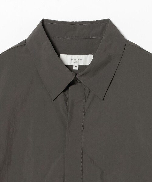 B:MING by BEAMS（ビーミングバイビームス）の「撥水 ナイロン ハーフスリーブ シャツ（シャツ/ブラウス・メンズ・グレー/ブラック・X-LARGE/LARGE/MEDIUM/SMALL）」の10枚目の写真
