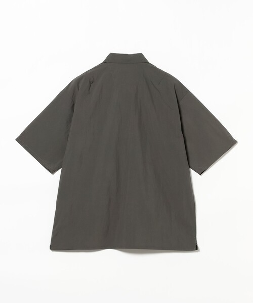 B:MING by BEAMS（ビーミングバイビームス）の「撥水 ナイロン ハーフスリーブ シャツ（シャツ/ブラウス・メンズ・グレー/ブラック・X-LARGE/LARGE/MEDIUM/SMALL）」の12枚目の写真
