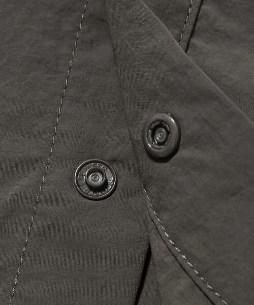 B:MING by BEAMS（ビーミングバイビームス）の「撥水 ナイロン ハーフスリーブ シャツ（シャツ/ブラウス・メンズ・グレー/ブラック・X-LARGE/LARGE/MEDIUM/SMALL）」の13枚目の写真