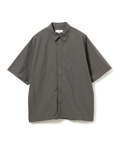 B:MING by BEAMS（ビーミングバイビームス）の「撥水 ナイロン ハーフスリーブ シャツ（シャツ/ブラウス・メンズ・グレー/ブラック・X-LARGE/LARGE/MEDIUM/SMALL）」の7枚目の写真