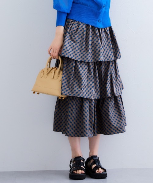 SMILE LAND（スマイルランド）の「チェック柄ティアードスカート＜大きいサイズ有＞【Otona Purete】（スカート・レディース・ベージュ系/ネイビー系・5L/4L/3L/LL/L/M）」の2枚目の写真