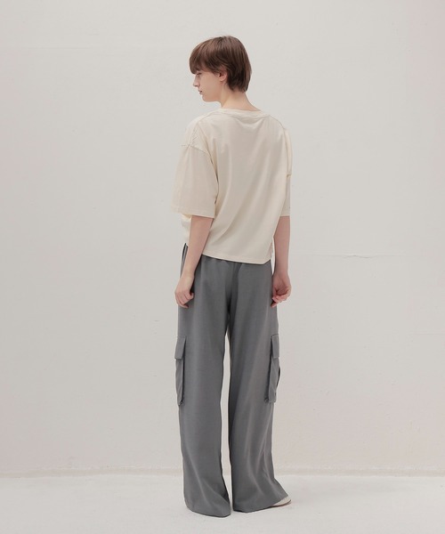 DRESSLAVE（ドレスレイブ）の「NEWTONE / CITY Tee(オーバーサイズロゴTシャツ SS25TSCCITY)（Tシャツ/カットソー・レディース・ベージュ/グレー・36）」の10枚目の写真