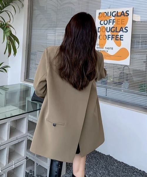 gossip!ロサンゼルス(ゴシップロサンゼルス)の「アシンメトリーバック テーラードジャケット(テーラードジャケット・レディース・ベージュ/ブラック・M/S)」の12枚目の写真