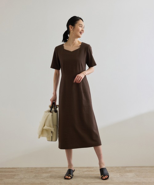 ROPE'(ロペ)の「【洗える】スクエアーネックワンピース(ジャガード/サッカー素材)(ワンピース・レディース・ブラウン/ブルー/ブラック・36/38)」の12枚目の写真