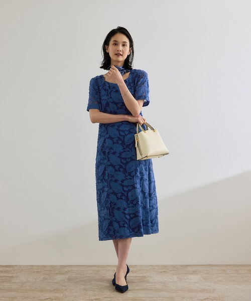 ROPE'(ロペ)の「【洗える】スクエアーネックワンピース(ジャガード/サッカー素材)(ワンピース・レディース・ブラウン/ブルー/ブラック・36/38)」の15枚目の写真
