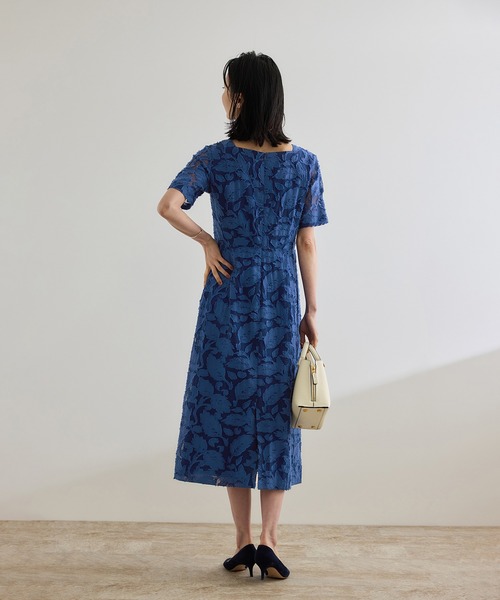 ROPE'(ロペ)の「【洗える】スクエアーネックワンピース(ジャガード/サッカー素材)(ワンピース・レディース・ブラウン/ブルー/ブラック・36/38)」の16枚目の写真
