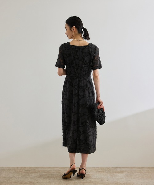 ROPE'(ロペ)の「【洗える】スクエアーネックワンピース(ジャガード/サッカー素材)(ワンピース・レディース・ブラウン/ブルー/ブラック・36/38)」の18枚目の写真