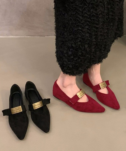 MILAE(ミレ)の「プレート付きストラップポインテッドトゥパンプス(パンプス・レディース・レッド/ブラック・24.5cm/24cm/23.5cm/23cm)」の8枚目の写真