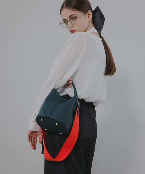 antic rag（アンティックラグ）の「Lamine ラミネ（ハンドバッグ・レディース・ブラック/シルバー/イエロー/ベージュ/グリーン/ピンク/ブルーグリーン/マスタード/アッシュブラウン・FREE）」の16枚目の写真