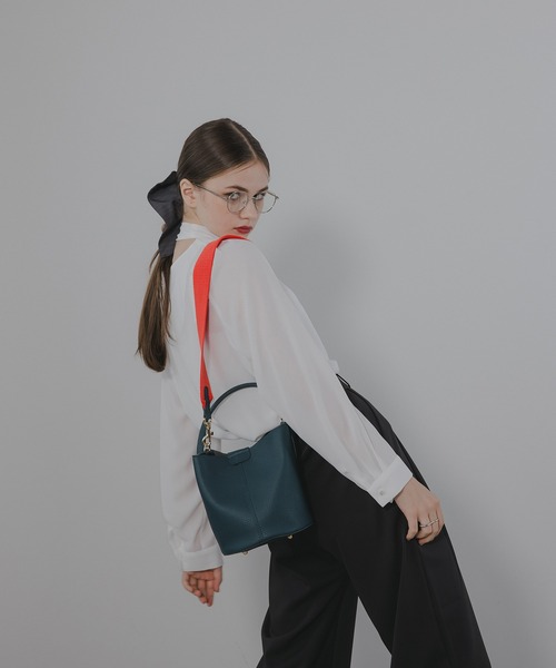 antic rag（アンティックラグ）の「Lamine ラミネ（ハンドバッグ・レディース・ブラック/シルバー/イエロー/ベージュ/グリーン/ピンク/ブルーグリーン/マスタード/アッシュブラウン・FREE）」の17枚目の写真