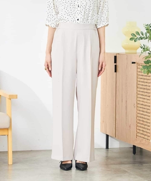 a.v.v（アーヴェヴェ）の「【接触冷感/洗える/イージーケア】美ラクるスッキリ見えワイドパンツ（その他パンツ・レディース・グレー系その他/ブラック/ネイビー/モカ・36/38/40/42/34）」の15枚目の写真