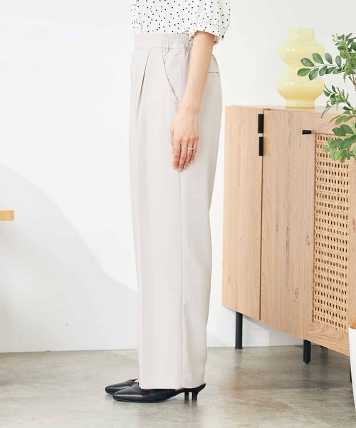 a.v.v（アーヴェヴェ）の「【接触冷感/洗える/イージーケア】美ラクるスッキリ見えワイドパンツ（その他パンツ・レディース・グレー系その他/ブラック/ネイビー/モカ・36/38/40/42/34）」の14枚目の写真