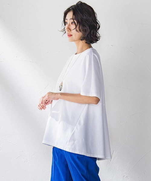 la.f…(ラエフ)の「バックフレアカットソー≪洗濯機で洗える≫(Tシャツ/カットソー・レディース・ブラック/ホワイト/ライトグレー・9号)」の6枚目の写真