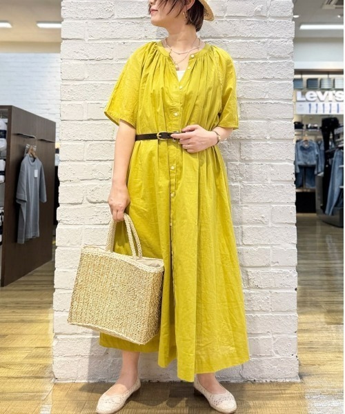 Right-on(ライトオン)の「【HONEYSUCKLE ROSE】半袖ワンピース(シャツワンピース・レディース・ブラック/ベージュ/イエロー・L/M)」の11枚目の写真